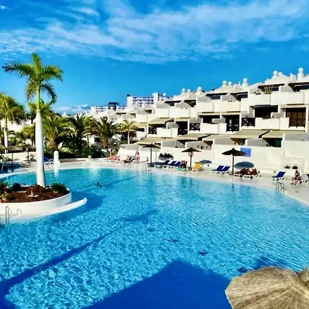 Chic Feel - Oceanfront, Heated Pool Адехе
