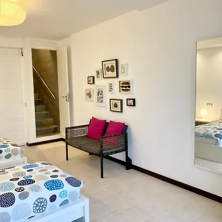Апартаменты Chic Feel - Oceanfront, Heated Pool *