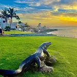 Chic Feel - Oceanfront, Heated Pool Apartamento