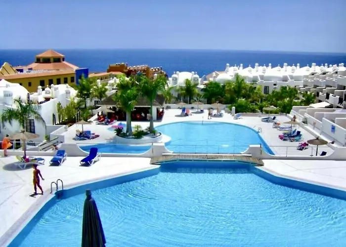 شقة Chic Feel - Oceanfront, Heated Pool *