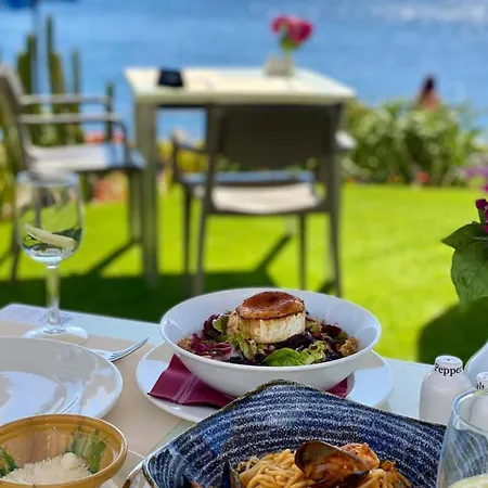 דירה Chic Feel - Oceanfront, Heated Pool *